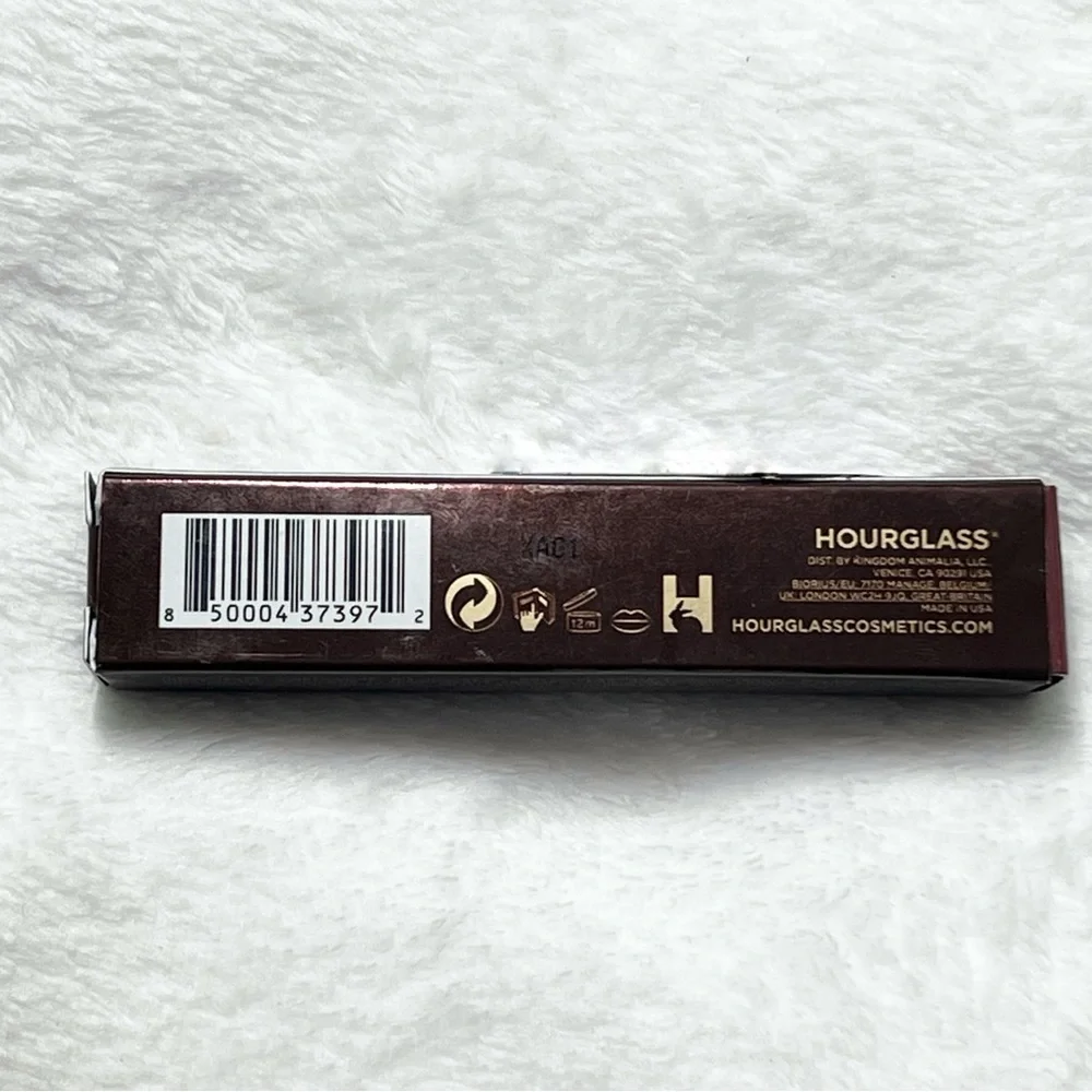 Hourglass VELVET STORY LIP CREAM - Pure - NIB